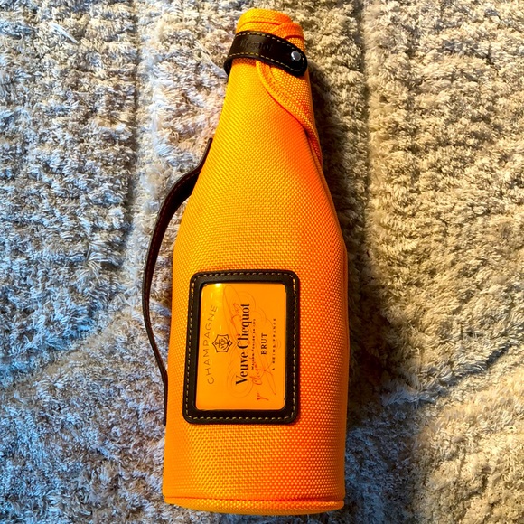 Veuve Clicquot Ice Jacket - Picture 1 of 7